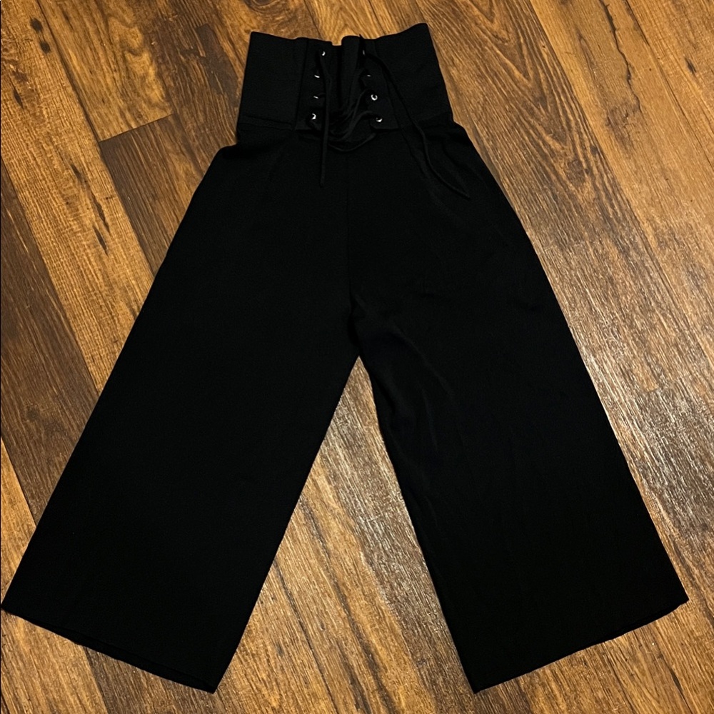 Black Wide-Leg High-Waisted Culotte Pants